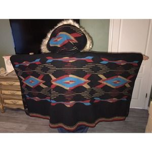Tasha Polizzi Poncho / Jacket - Size 05 - With Fur Hood - Western - Women
